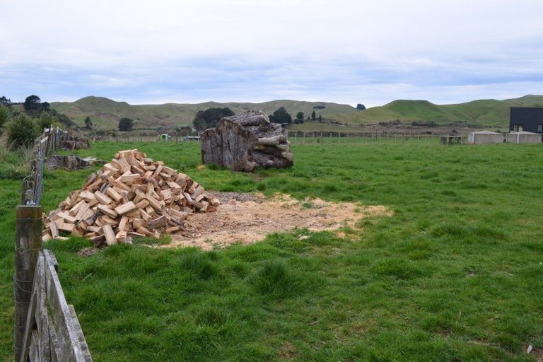 Photo of property in 2 Cullen Street, Eketahuna, 4900