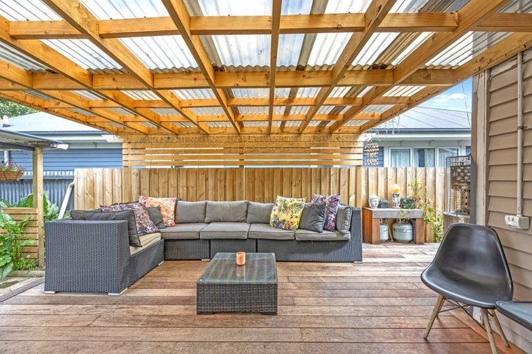 Photo of property in 72 Rhona Street, Linwood, Christchurch, 8062