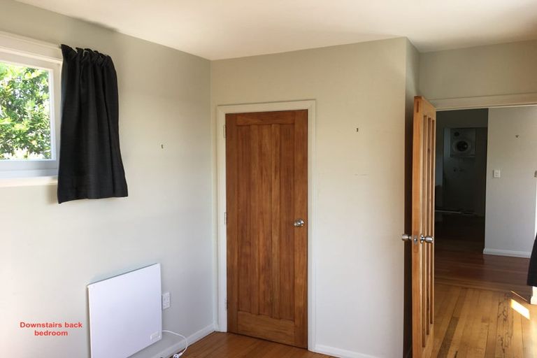 Photo of property in 2 Rodney Street, Northland, Wellington, 6012