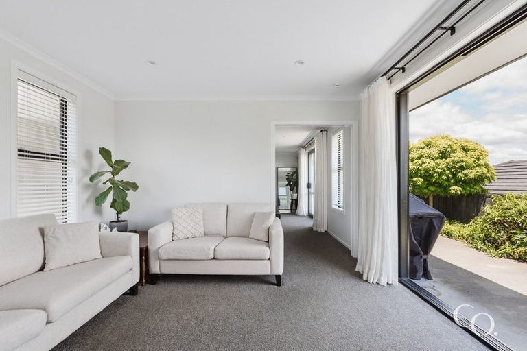 Photo of property in 15 Ballintoy Park Drive, Welcome Bay, Tauranga, 3175