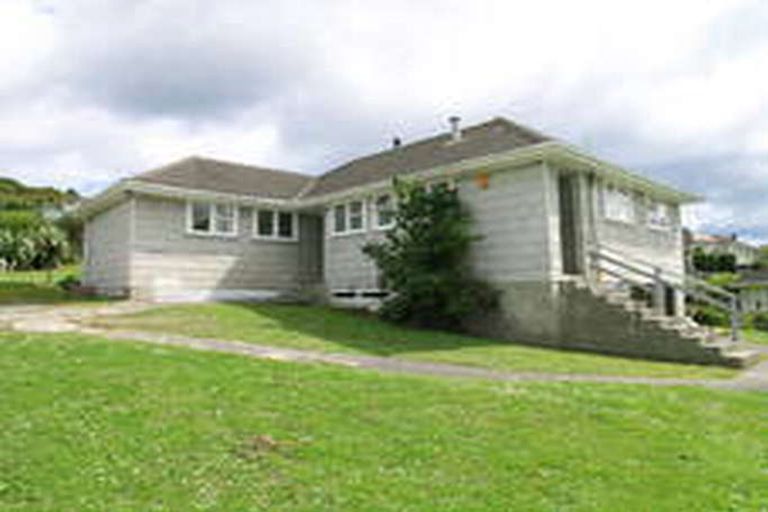 Photo of property in 30 Hukatai Street, Elsdon, Porirua, 5022