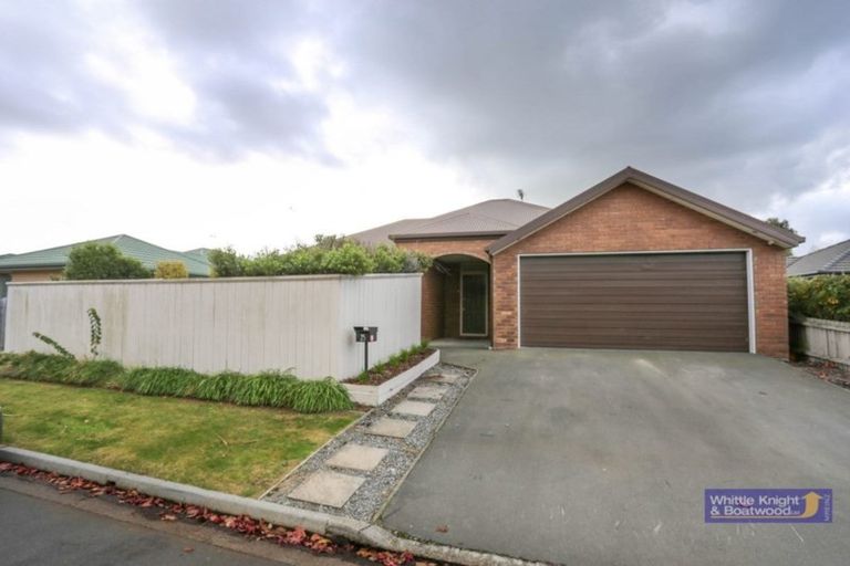 Photo of property in 25 Havana Gardens, Shirley, Christchurch, 8052
