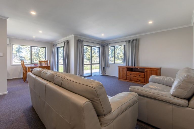 Photo of property in 63 Farm Road, Waipukurau, 4284