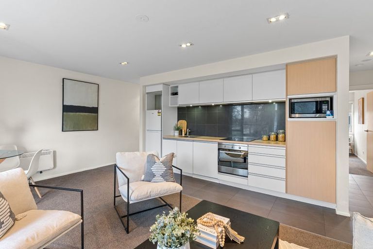 Photo of property in 2/193e Riccarton Road, Riccarton, Christchurch, 8041
