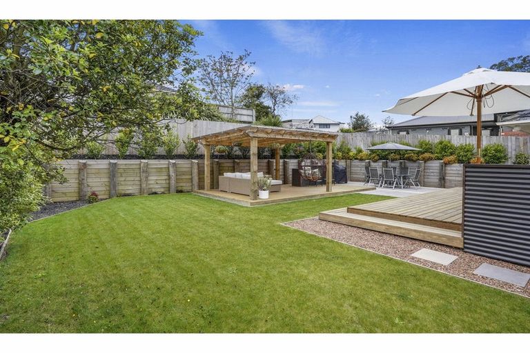 Photo of property in 18 Trina Place, Shirley, Christchurch, 8061