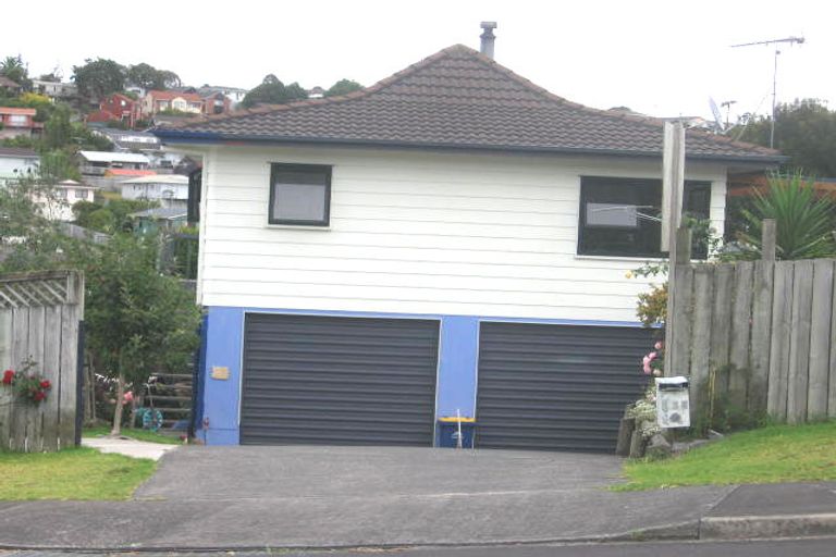 Photo of property in 117 Athena Drive, Totara Vale, Auckland, 0629