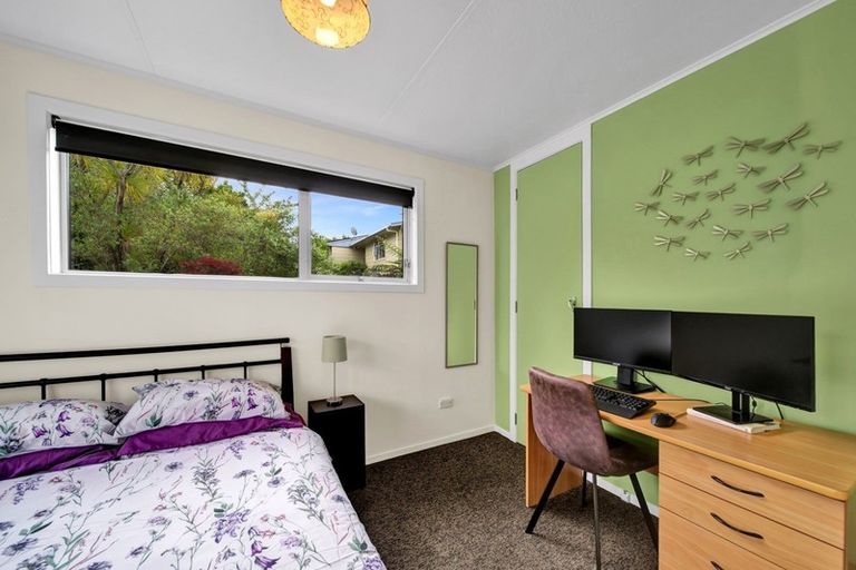 Photo of property in 2 Newlyn Place, Welbourn, New Plymouth, 4312