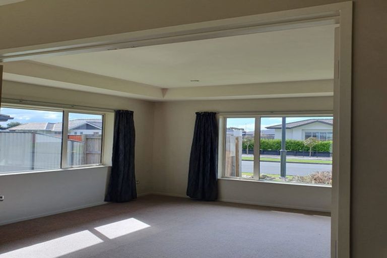 Photo of property in 5 Ruth Taylor Avenue, Stoke, Nelson, 7011