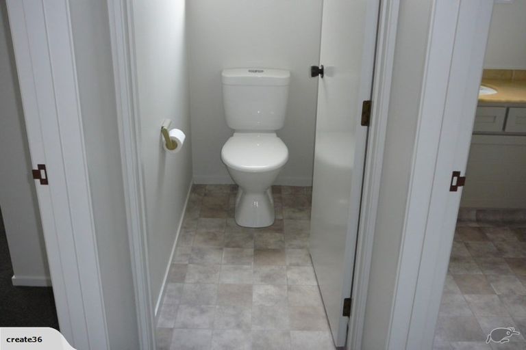 Photo of property in 24a Goods Road, Otumoetai, Tauranga, 3110