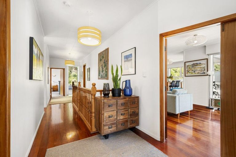 Photo of property in 15 Witham Street, Island Bay, Wellington, 6023