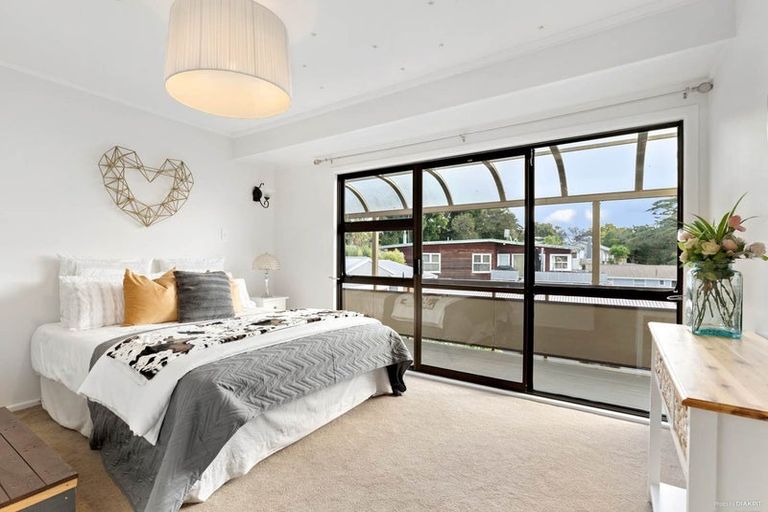 Photo of property in 53 Eskdale Road, Birkdale, Auckland, 0626