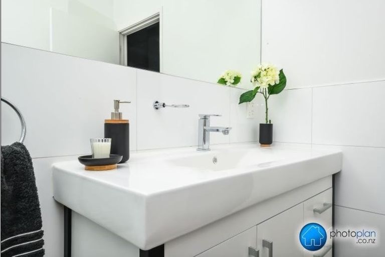 Photo of property in 562 River Road, Fairfield, Hamilton, 3214