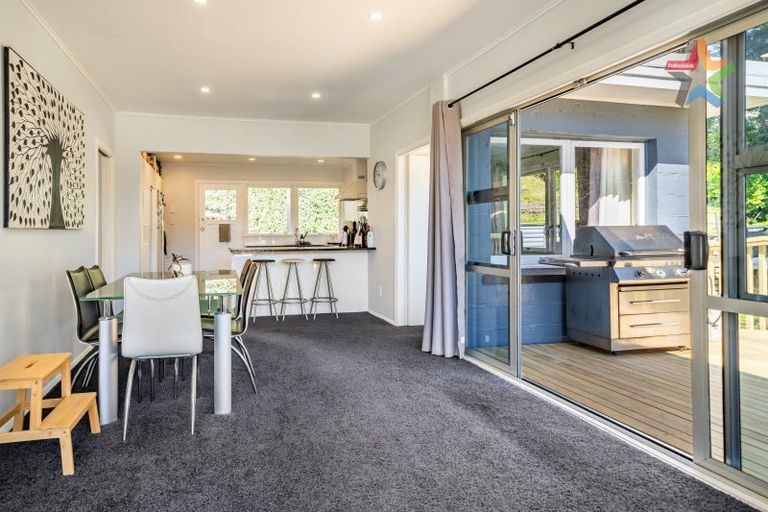 Photo of property in 27 Foster Crescent, Belmont, Lower Hutt, 5010