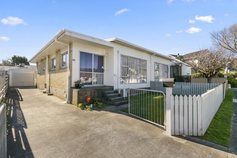 Photo of property in 14a Percy Cameron Street, Avalon, Lower Hutt, 5011
