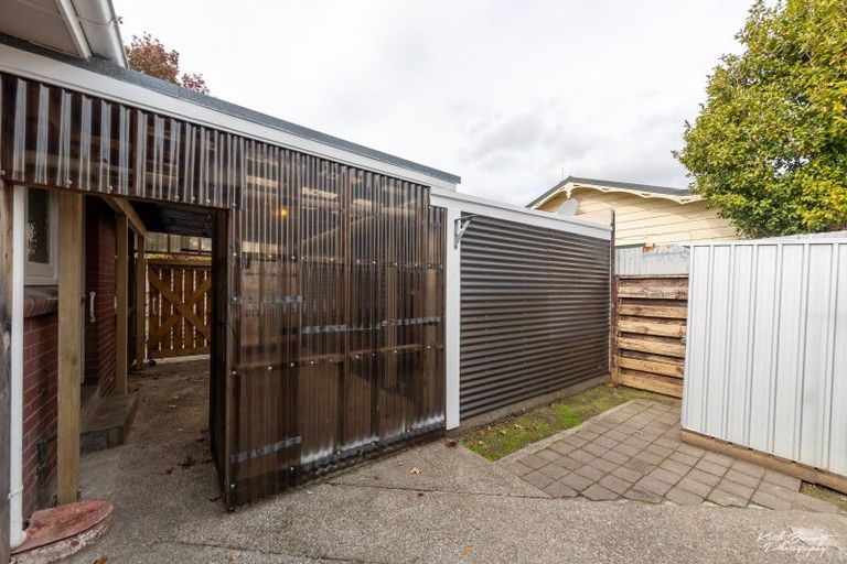 Photo of property in 1/564 Fergusson Drive, Trentham, Upper Hutt, 5018