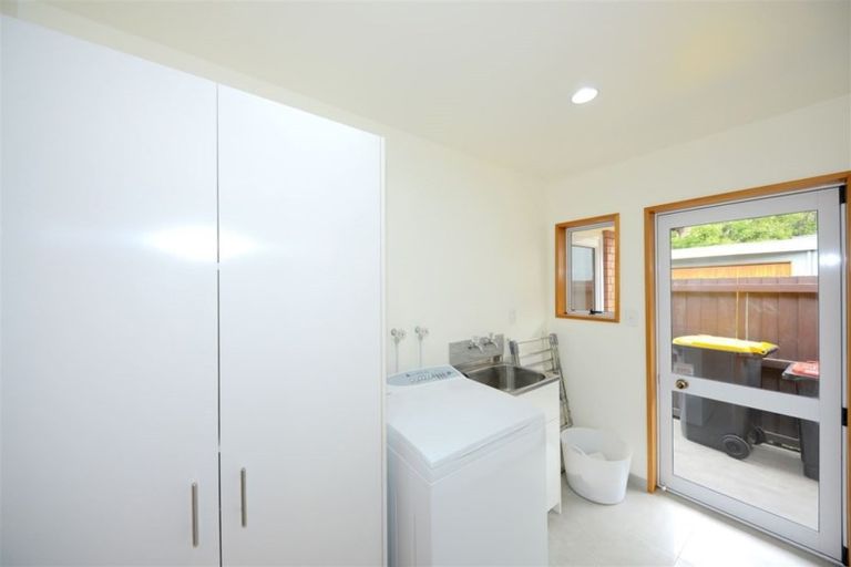Photo of property in 3 Althorp Place, Avonhead, Christchurch, 8042