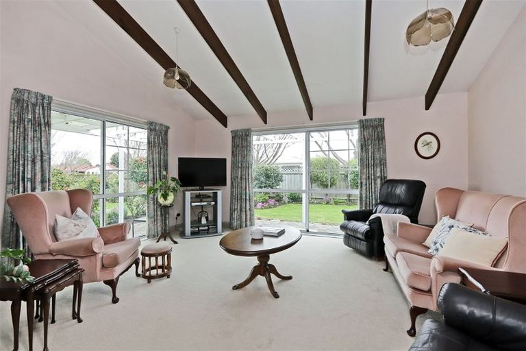 Photo of property in 1229 Louie Street, Parkvale, Hastings, 4122