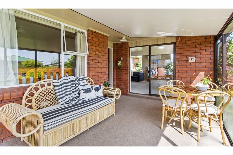 Photo of property in 32 Kowhai Street, Highfield, Timaru, 7910