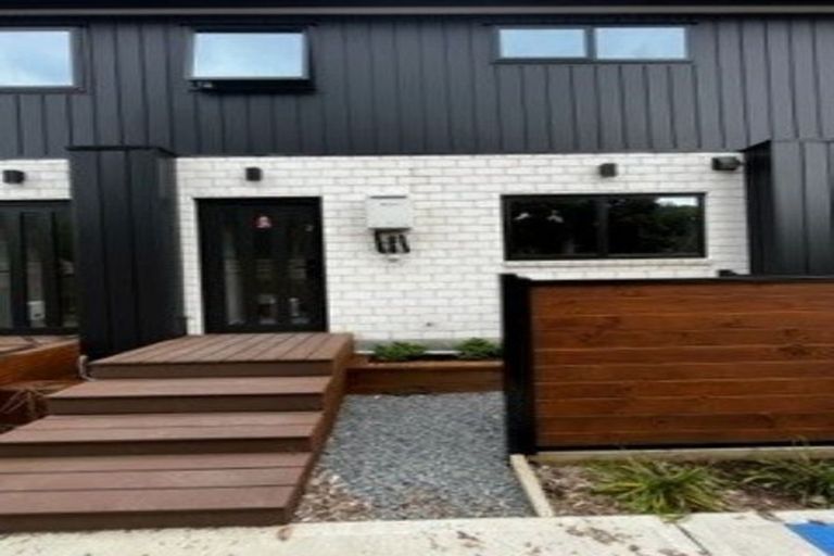 Photo of property in 2/148 Riverside Drive, Waiwhetu, Lower Hutt, 5010