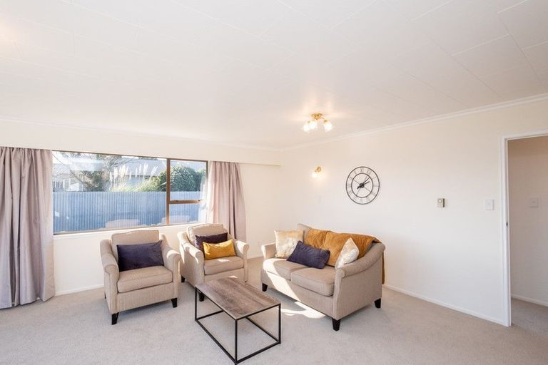 Photo of property in 24 Albion Street, Hawera, 4610