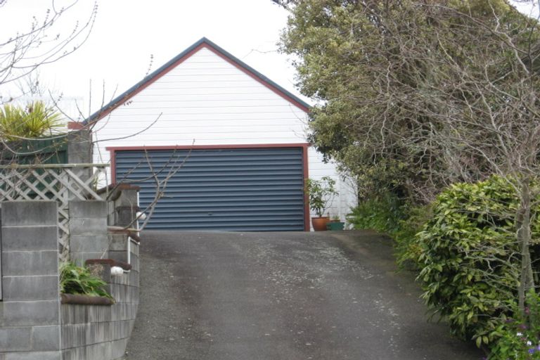 Photo of property in 5a La Salle Drive, Westown, New Plymouth, 4310