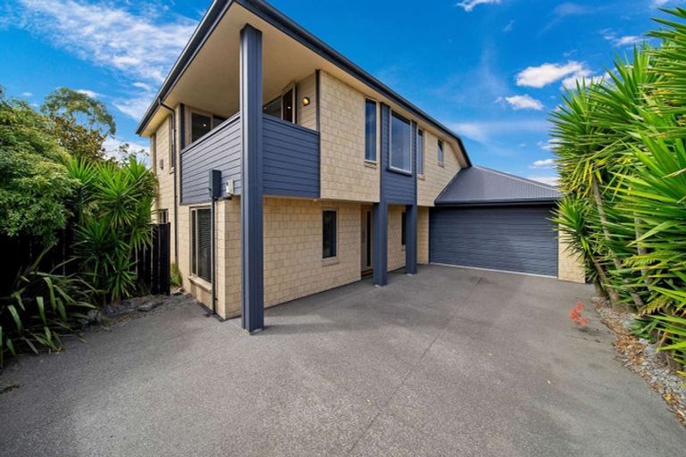 Photo of property in 568 Bower Avenue, Parklands, Christchurch, 8083