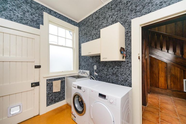 Photo of property in 27 High Street, Bulls, 4818