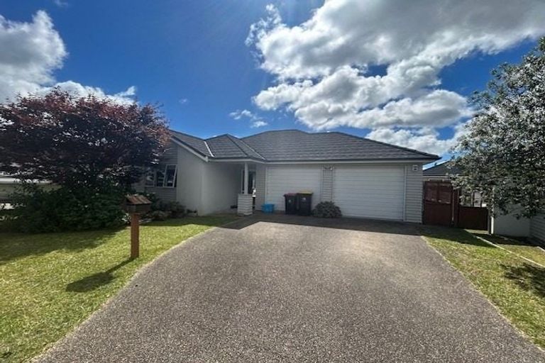 Photo of property in 4 Lanyard Street, Pyes Pa, Tauranga, 3112