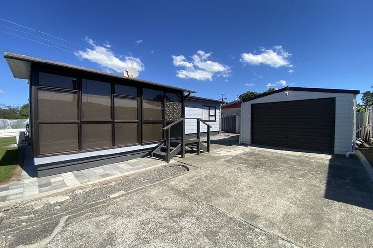Photo of property in 11a Johnson Street, Waipawa, 4210