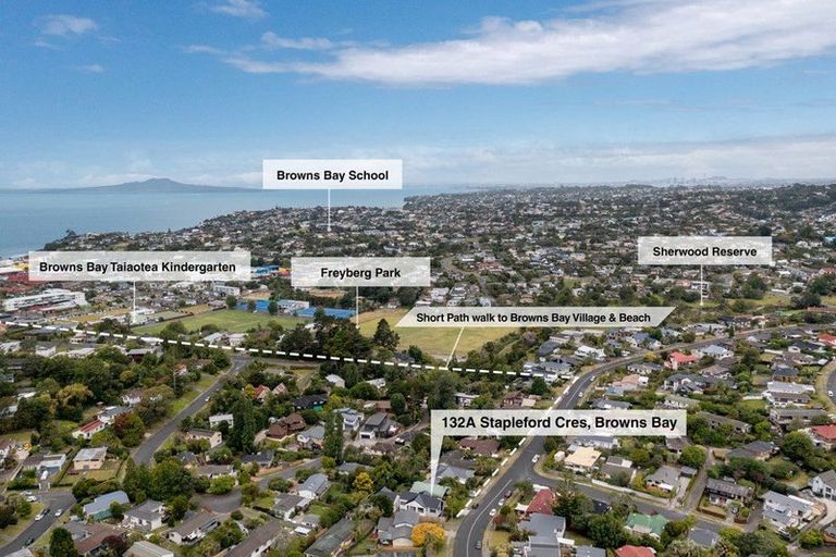 Photo of property in 132a Stapleford Crescent, Browns Bay, Auckland, 0630
