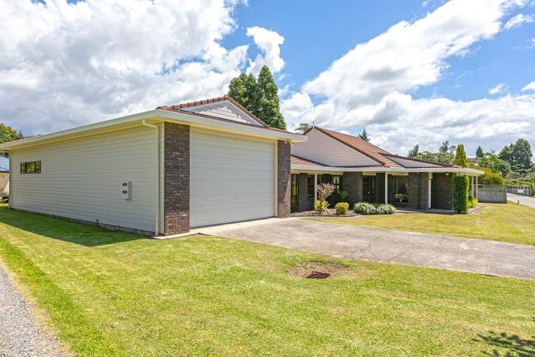 Photo of property in 126 Patiki Place, Whangamata, 3620