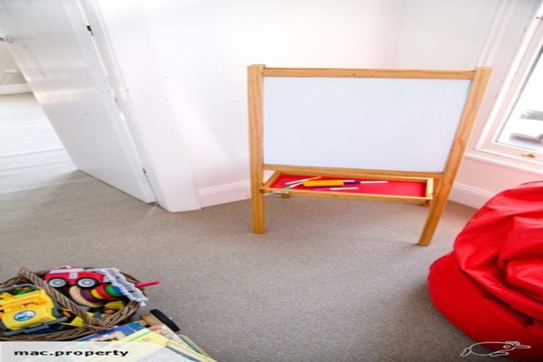 Photo of property in 913 Colombo Street, Christchurch Central, Christchurch, 8013