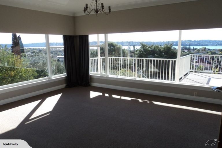 Photo of property in 65 Taylor Road, Mangere Bridge, Auckland, 2022