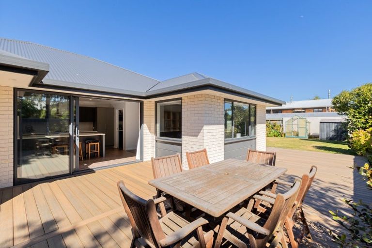 Photo of property in 14 Eltham Road, Blenheim, 7201