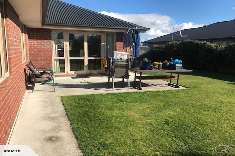 Photo of property in 41 Factory Road, Belfast, Christchurch, 8051