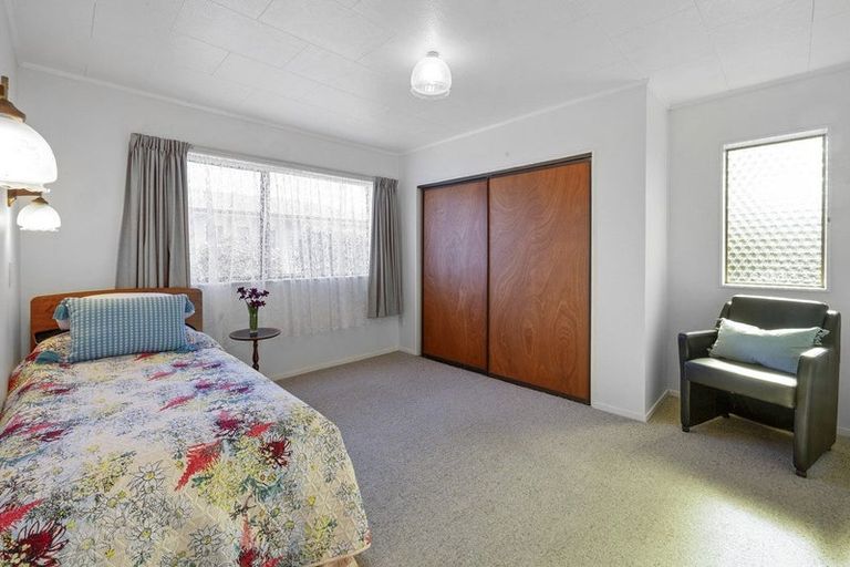 Photo of property in 13 Aratapu Street, Waitara, 4320