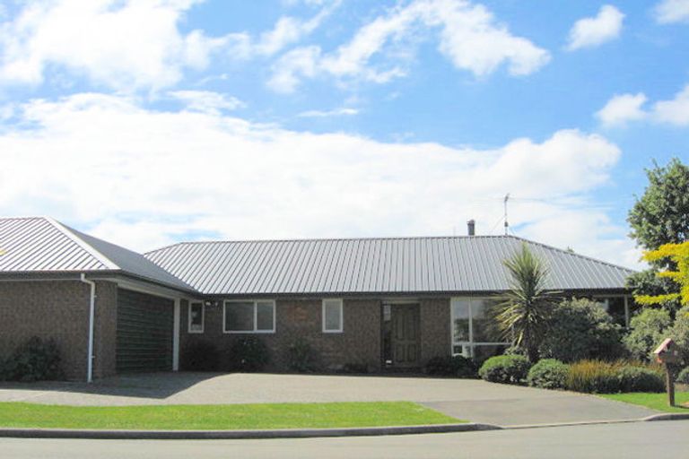 Photo of property in 3 Brookvale Place, Rangiora, 7400