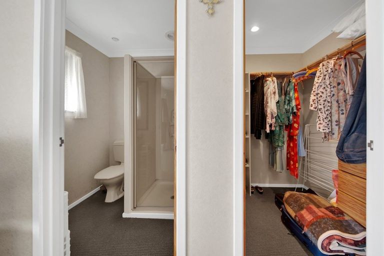 Photo of property in 11 Ash Place, Whalers Gate, New Plymouth, 4310