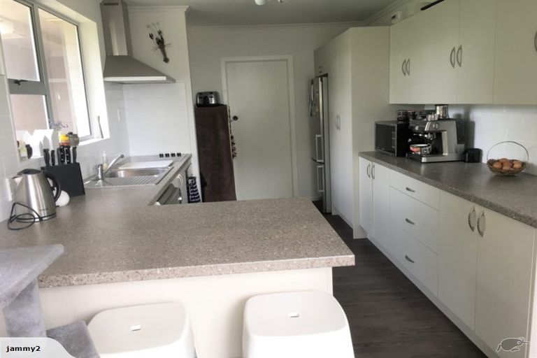 Photo of property in 61 Burnett Street, Oxford, 7430