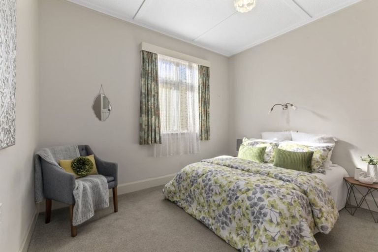 Photo of property in 15 Collins Street, Petone, Lower Hutt, 5012