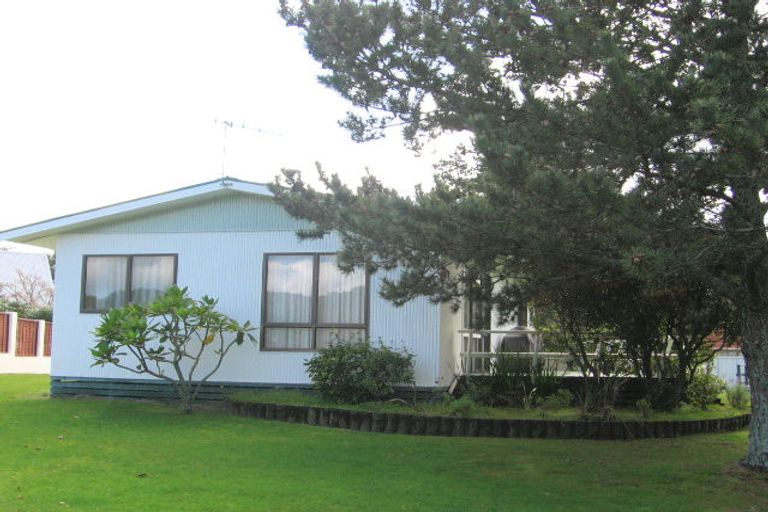 Photo of property in 3 Mccall Avenue, Pauanui, Hikuai, 3579