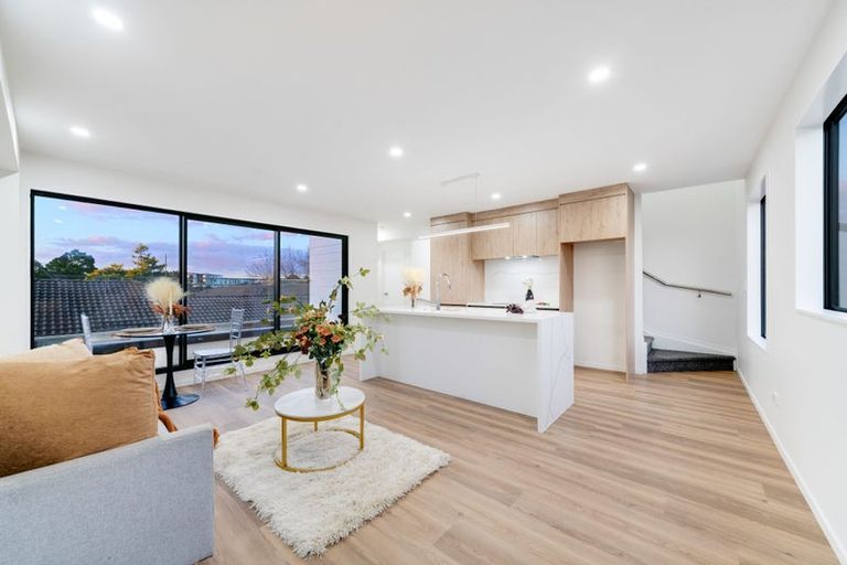 Photo of property in 60d Wyllie Road, Papatoetoe, Auckland, 2025