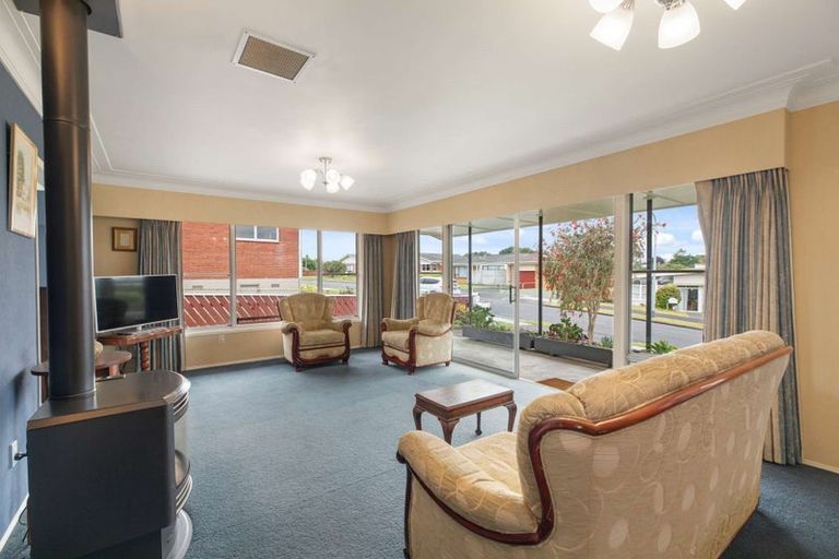 Photo of property in 5 Meachen Terrace, Waiuku, 2123