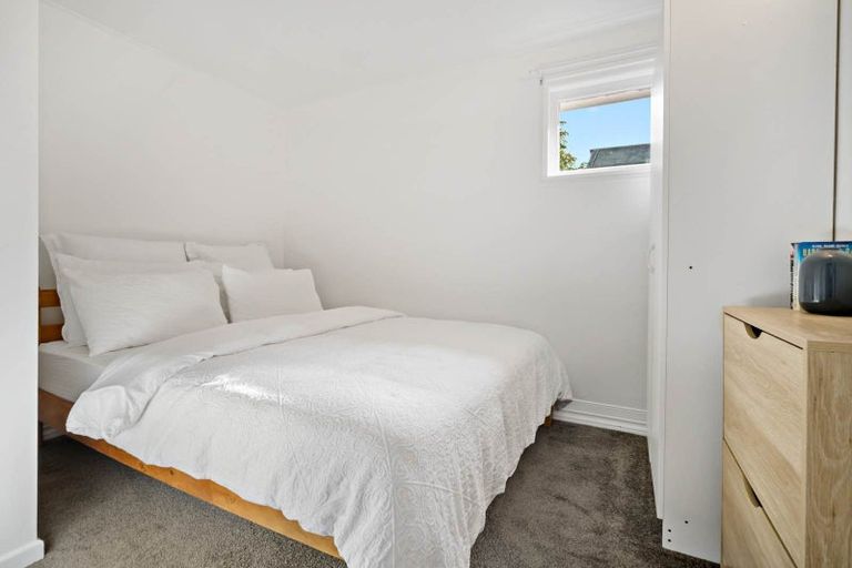 Photo of property in 24 Tawa Road, Onehunga, Auckland, 1061