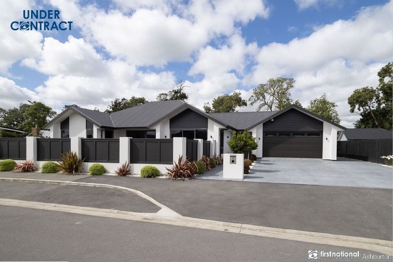 Photo of property in 8 Kelburn Place, Tinwald, Ashburton, 7700