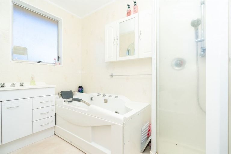 Photo of property in 20 Hyde Avenue, Nawton, Hamilton, 3200