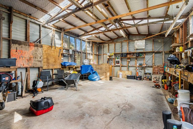 Photo of property in 17 Matatea Road, Waimauku, 0881