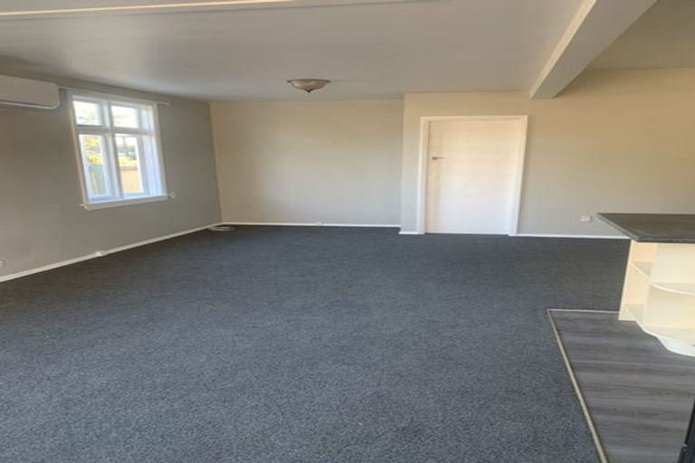 Photo of property in 1/84 Racecourse Road, Sockburn, Christchurch, 8042