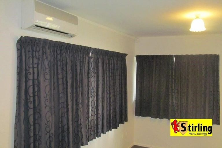 Photo of property in 2/17 Fitzherbert, Alicetown, Lower Hutt, 5010