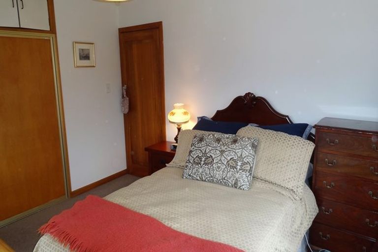 Photo of property in 7 Claxton Place, Saint Martins, Christchurch, 8022